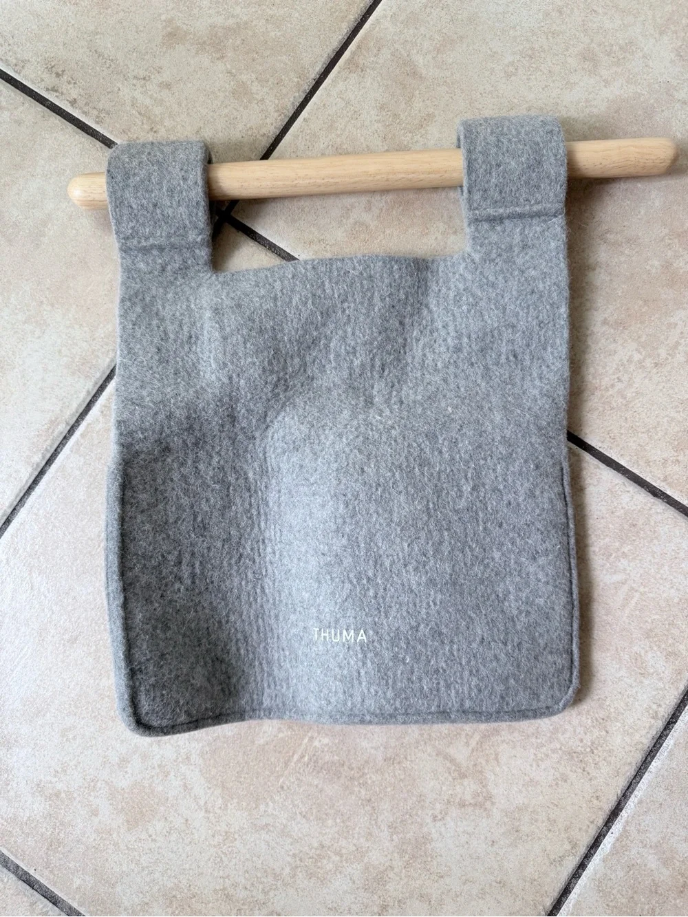 Thuma Gray Felt Hanging Storage Pocket/Sleeve